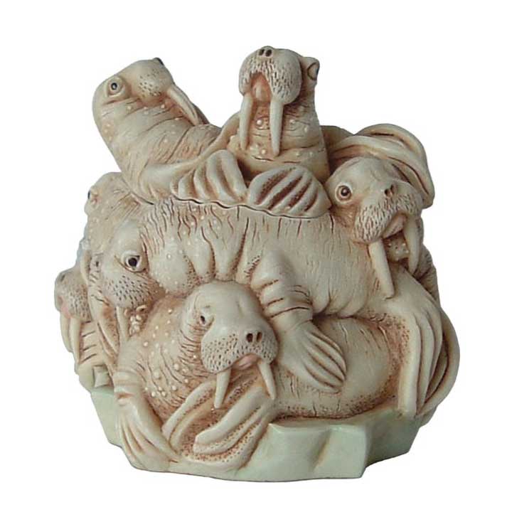 harmony kingdom TJWA2 A Hard Day's Night walrus Treasure Jest box figurine