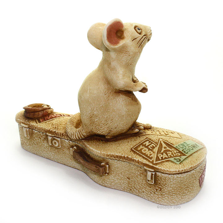 harmony kingdom mouse playing violin treasure jest back view