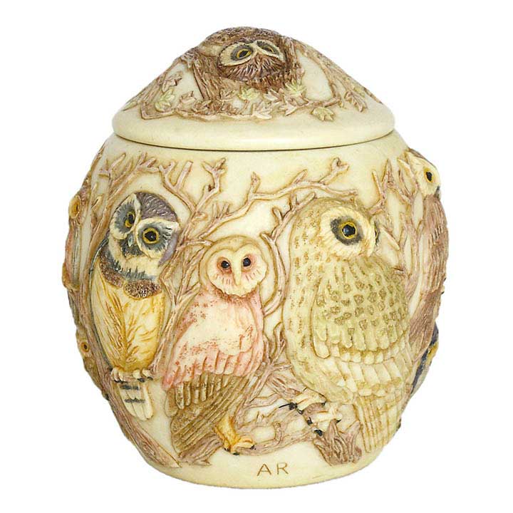 harmony ball kingdom wisdom of ages jardinia lidded jar showing barn owl, tawny owl, barred owl