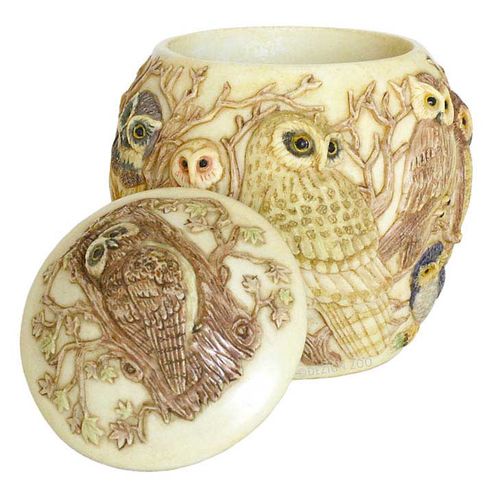harmony ball kingdom wisdom of ages owl jardinia lidded jar open showing top of lid with spotted owl
